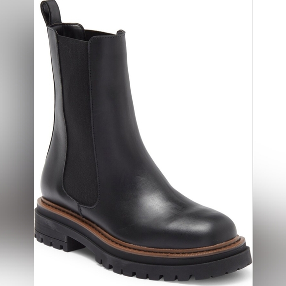 Steve Madden Shoes - Steve Madden Black Ankle Boots